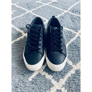 Banana Republic Men’s Sneakers Size 8